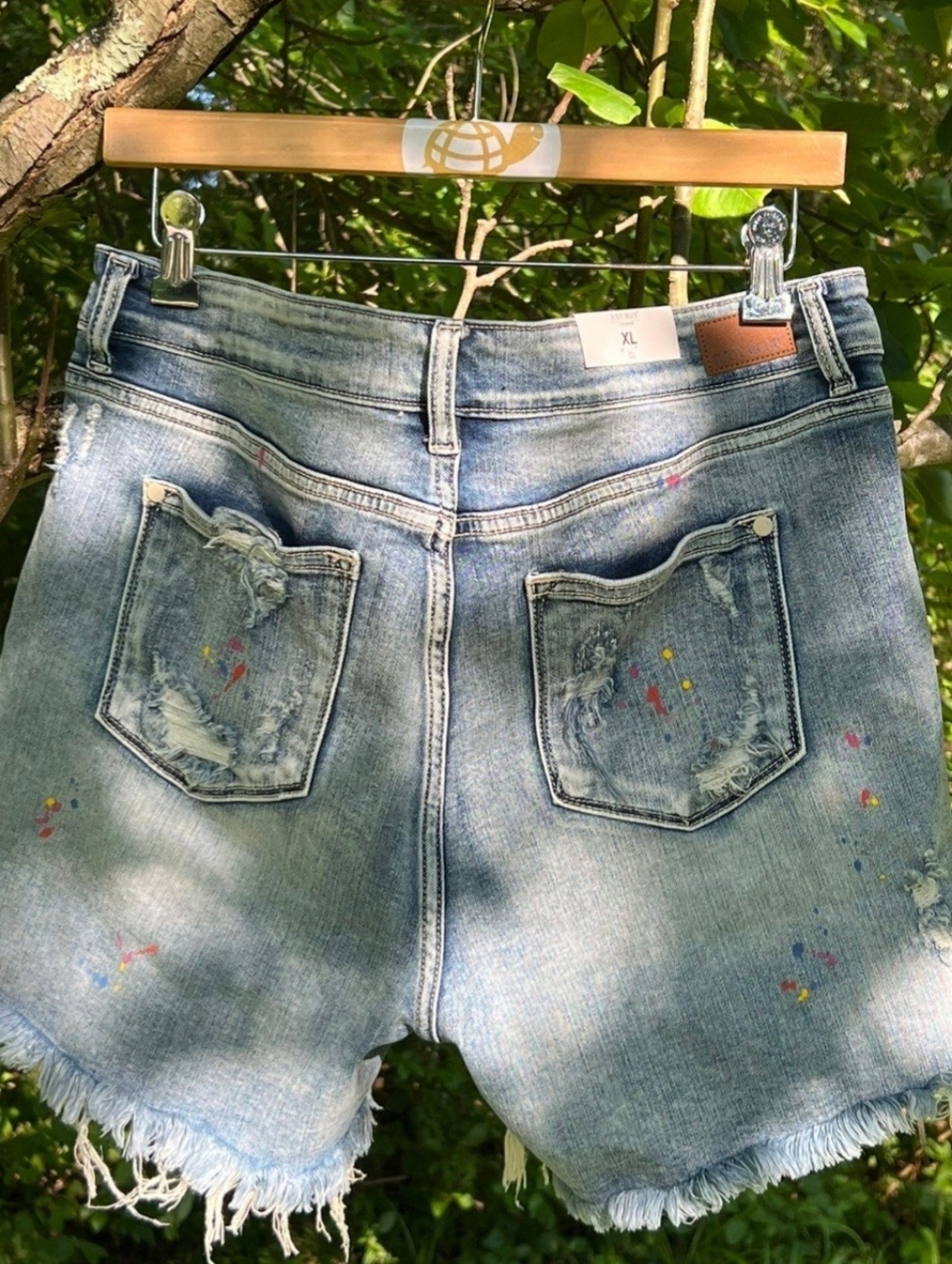 JUDY BLUE Mid Rise Rainbow Paint Splash Cut Off Shorts XL - Picture 10 of 11